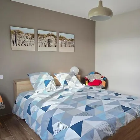 Maison De Julien Et Son Fils